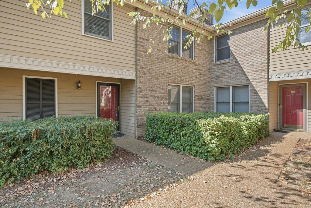 219 Westfield Dr, Nashville, TN 37221