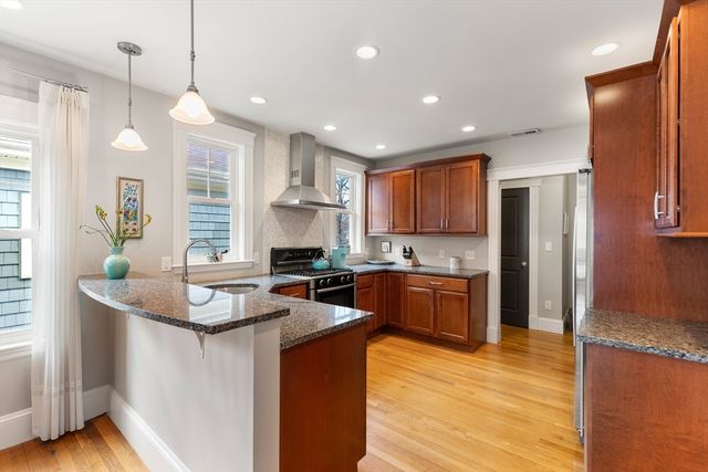 112 Medford St 112, Arlington, MA 02474