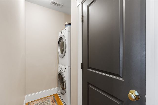 112 Medford St 112, Arlington, MA 02474