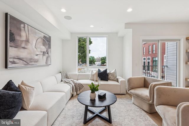 612 N BRENNA WALK, Philadelphia, PA 19123