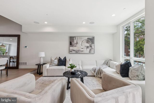 612 N BRENNA WALK, Philadelphia, PA 19123