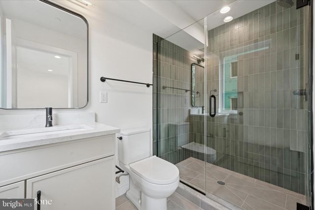 612 N BRENNA WALK, Philadelphia, PA 19123