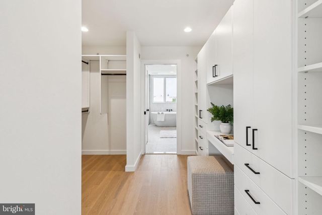 612 N BRENNA WALK, Philadelphia, PA 19123