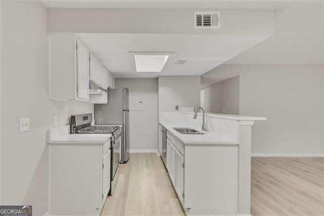 4064 Whitehall Way, Alpharetta, GA 30004