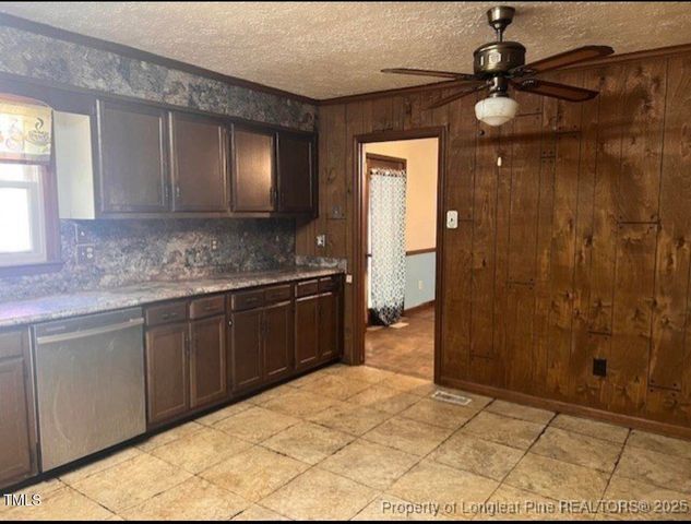 4633 Hummingbird Place, Fayetteville, NC 28312