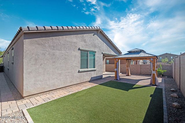 981 W Calle Nimbo, Sahuarita, AZ 85629