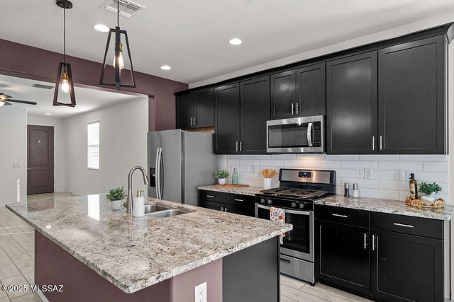 981 W Calle Nimbo, Sahuarita, AZ 85629