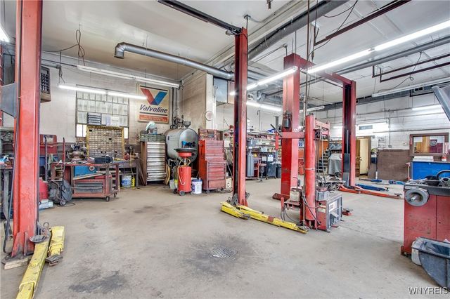 2230 Abbott Road, Lackawanna, NY 14218