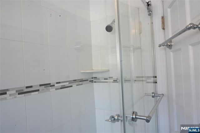 420 Broad Avenue, Englewood, NJ 07631