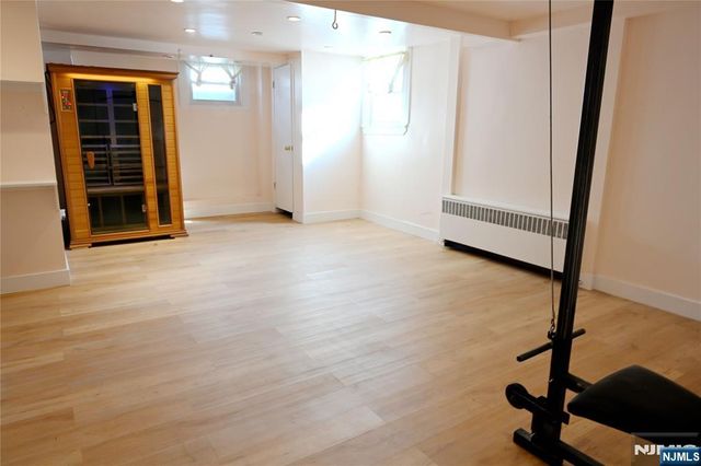 420 Broad Avenue, Englewood, NJ 07631