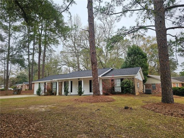 1867 Wildwood Place, Mobile, AL 36609