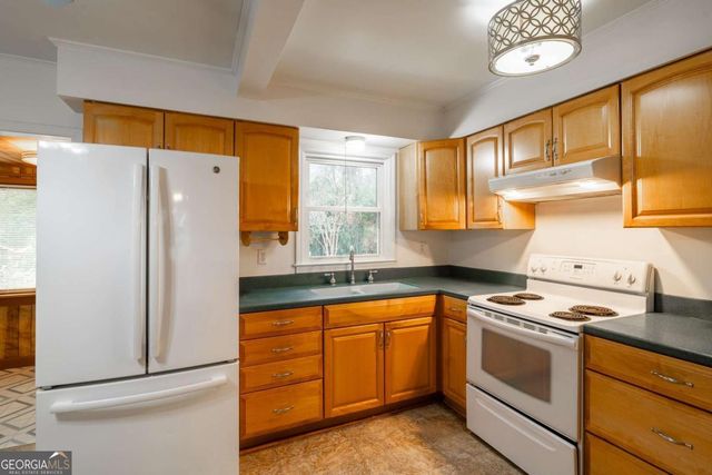 325 Edgewood Drive, Athens, GA 30606