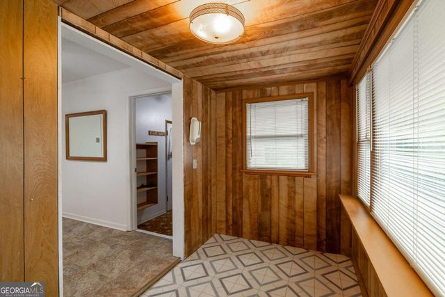 325 Edgewood Drive, Athens, GA 30606