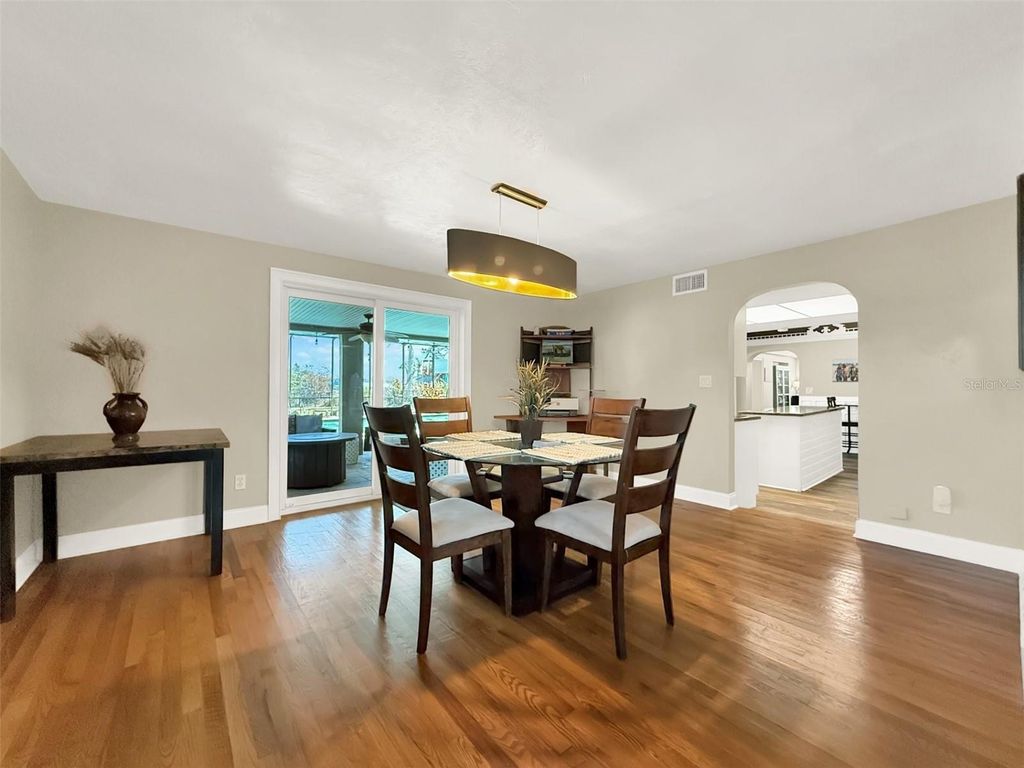 Image 13 of property listing at 301 QUAY ASSISI, New Smyrna Beach, FL 32169