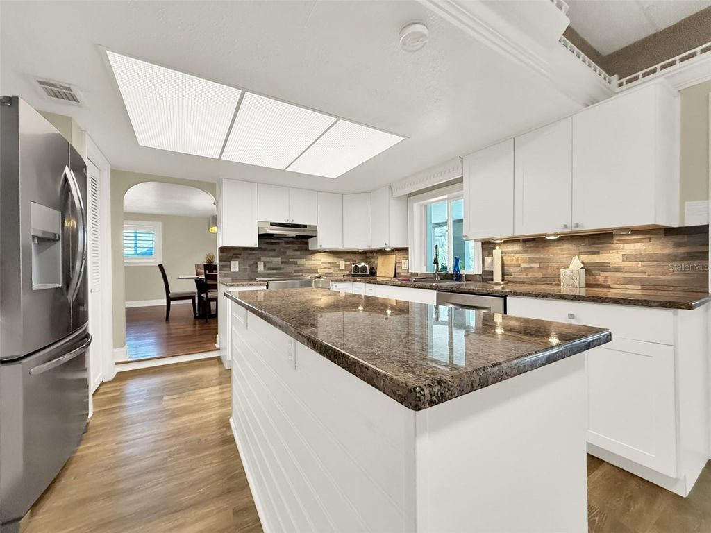 Image 18 of property listing at 301 QUAY ASSISI, New Smyrna Beach, FL 32169