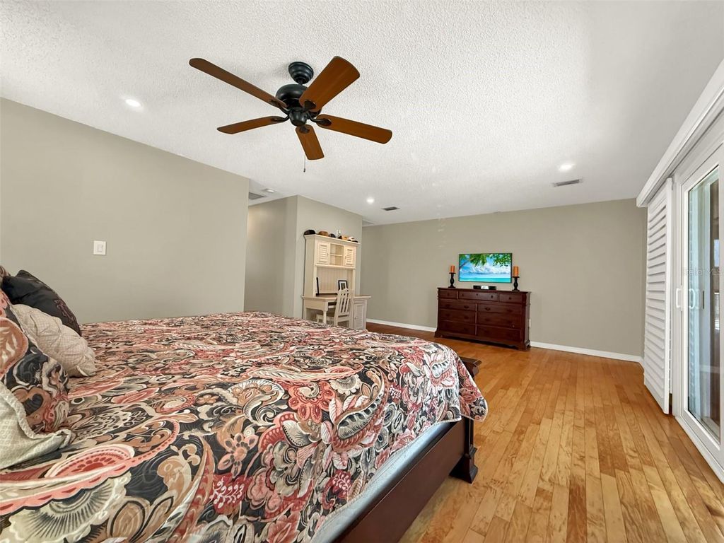 Image 36 of property listing at 301 QUAY ASSISI, New Smyrna Beach, FL 32169