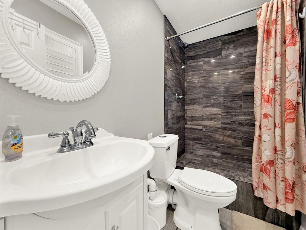Image 45 of property listing at 301 QUAY ASSISI, New Smyrna Beach, FL 32169