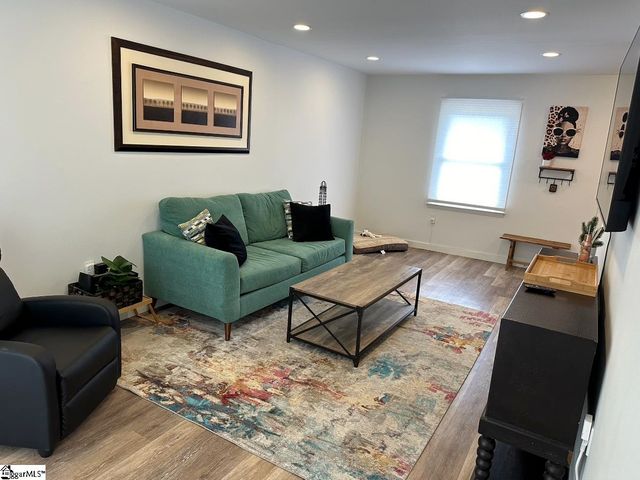 3706 E North Street, Greenville, SC 29615