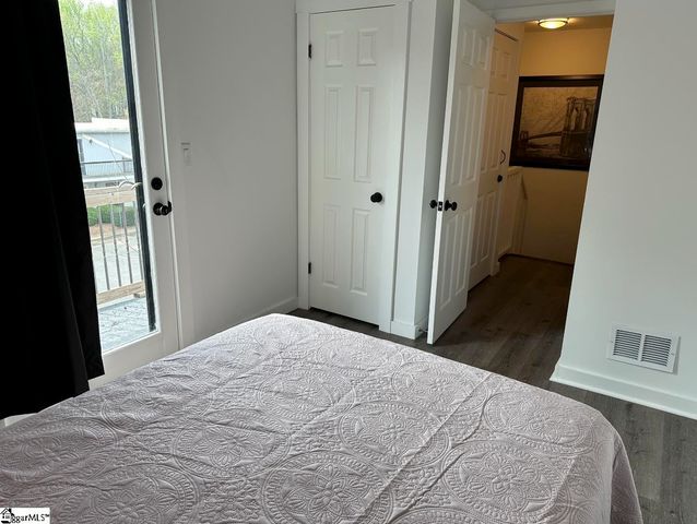 3706 E North Street, Greenville, SC 29615