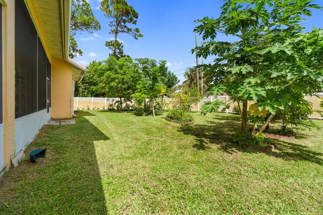 3625 SW Savona Boulevard, Port St Lucie, FL 34953