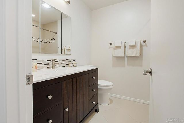 2020 Coolngreen Lane, Encinitas, CA 92024