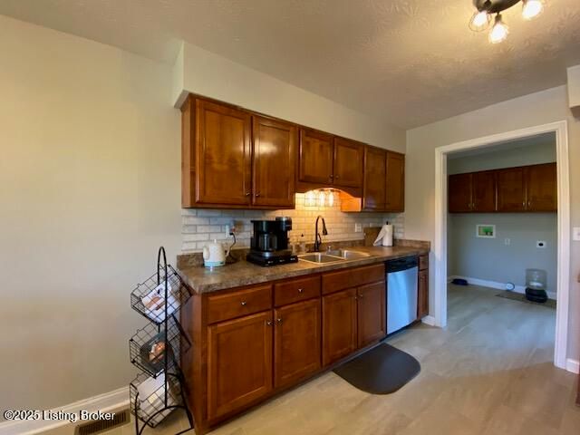 105 Springhill Dr, Bardstown, KY 40004