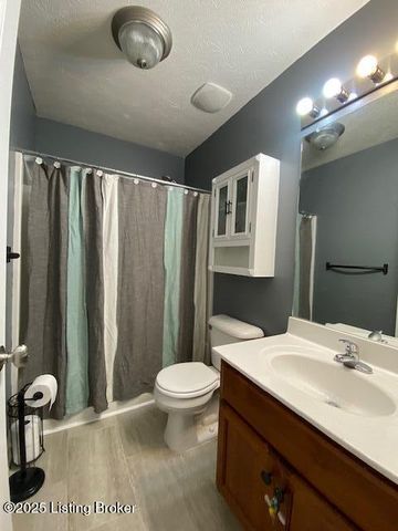 105 Springhill Dr, Bardstown, KY 40004