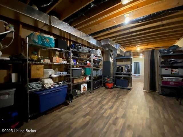 105 Springhill Dr, Bardstown, KY 40004