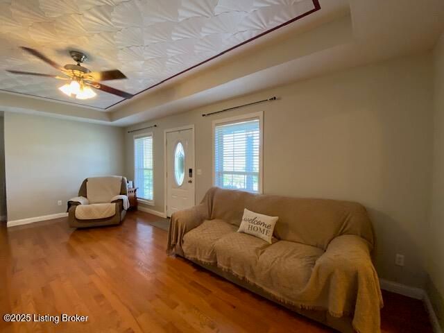 105 Springhill Dr, Bardstown, KY 40004