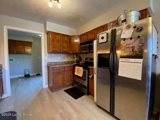 105 Springhill Dr, Bardstown, KY 40004