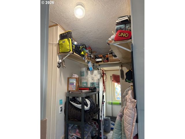 10901 Se Powell Blvd 5, Portland, OR 97266