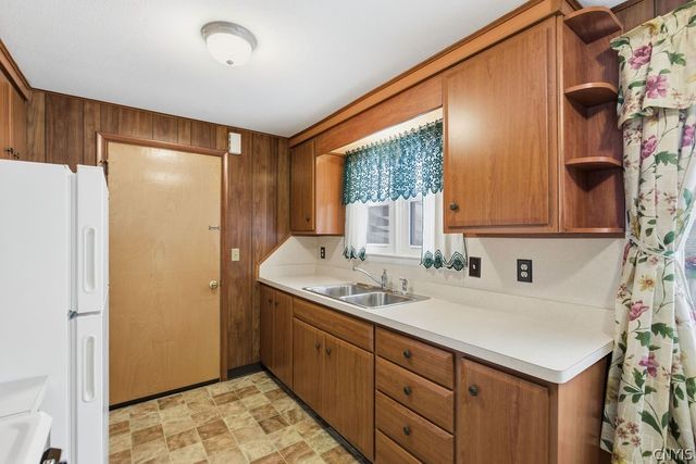 108 Everingham Court, Onondaga, NY 13205