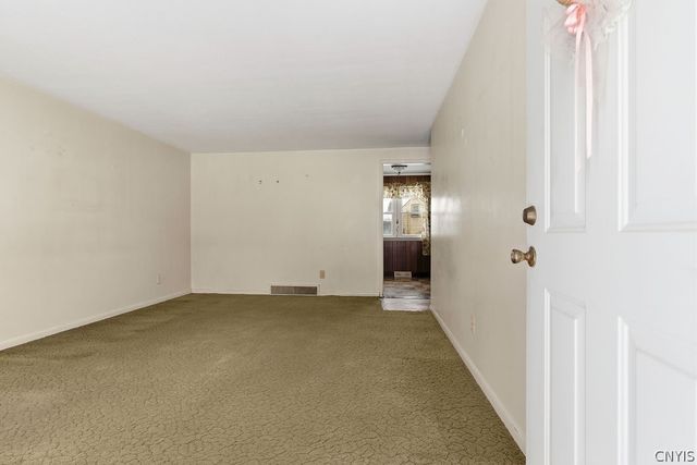 108 Everingham Court, Onondaga, NY 13205