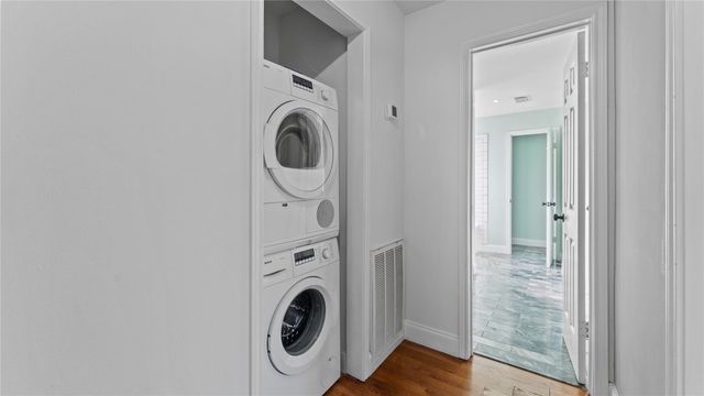 2215 Stanford Street 2215, Houston, TX 77006