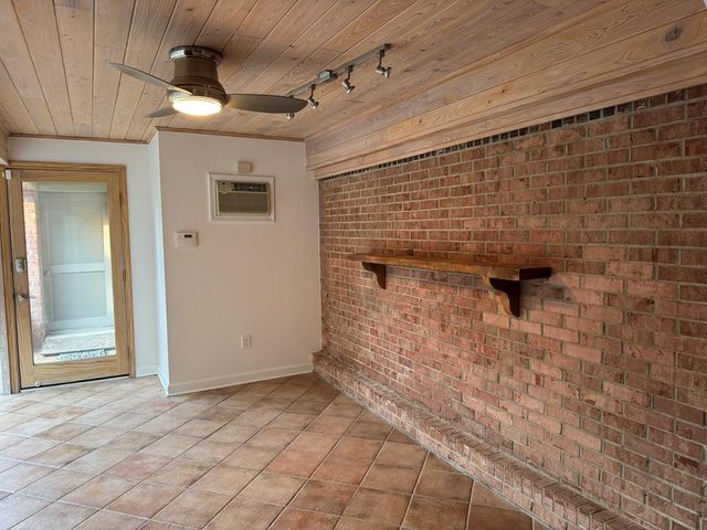 1106 N Pontiac Ave, Dothan, AL 36303