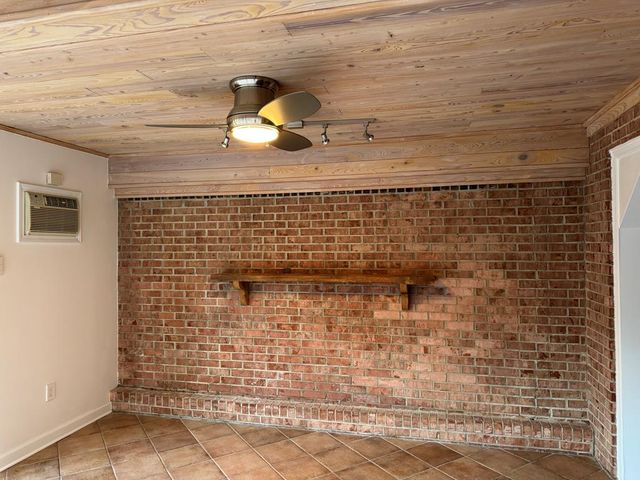 1106 N Pontiac Ave, Dothan, AL 36303