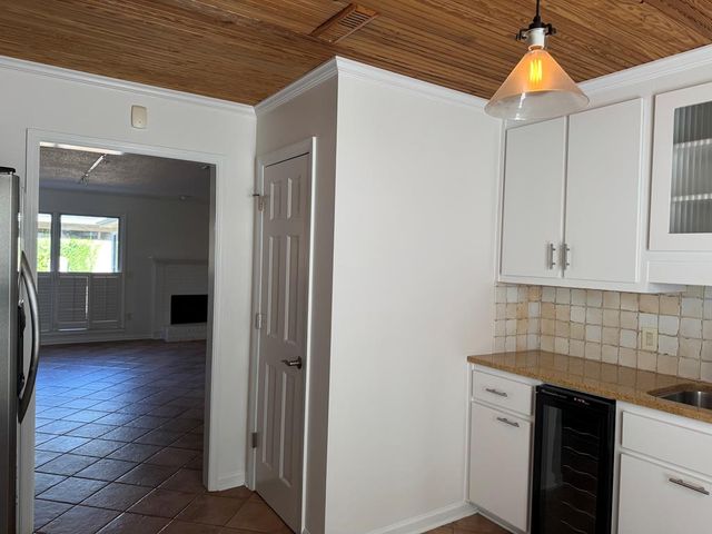 1106 N Pontiac Ave, Dothan, AL 36303