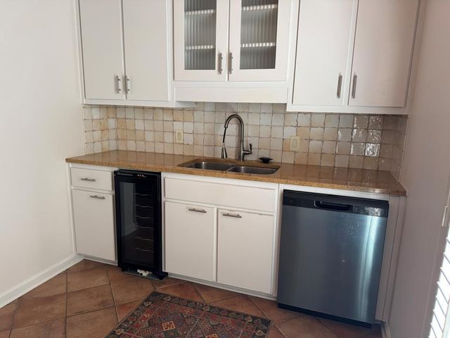 1106 N Pontiac Ave, Dothan, AL 36303