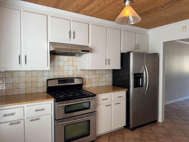 1106 N Pontiac Ave, Dothan, AL 36303