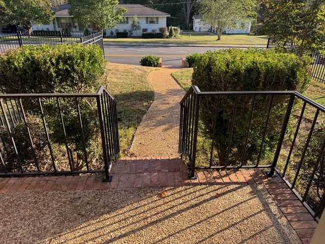 1106 N Pontiac Ave, Dothan, AL 36303