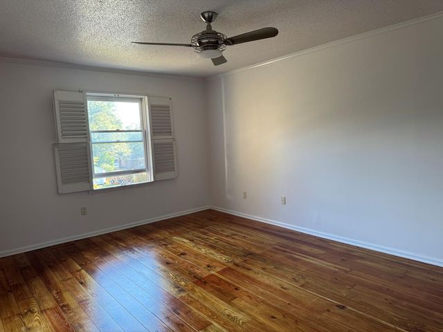 1106 N Pontiac Ave, Dothan, AL 36303