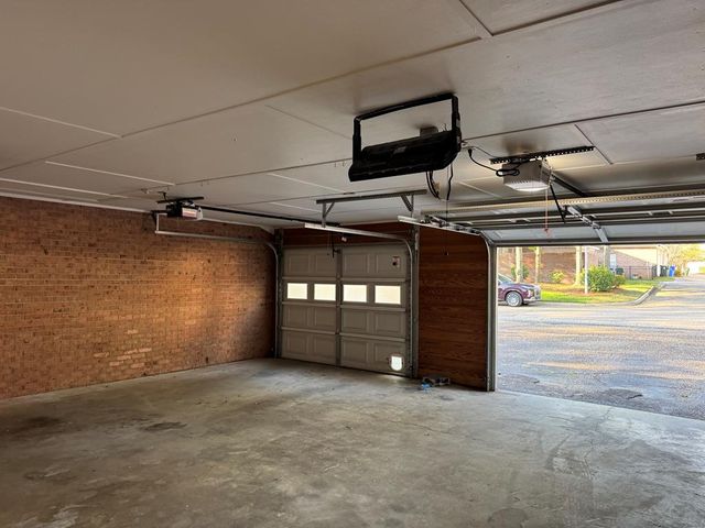 1106 N Pontiac Ave, Dothan, AL 36303