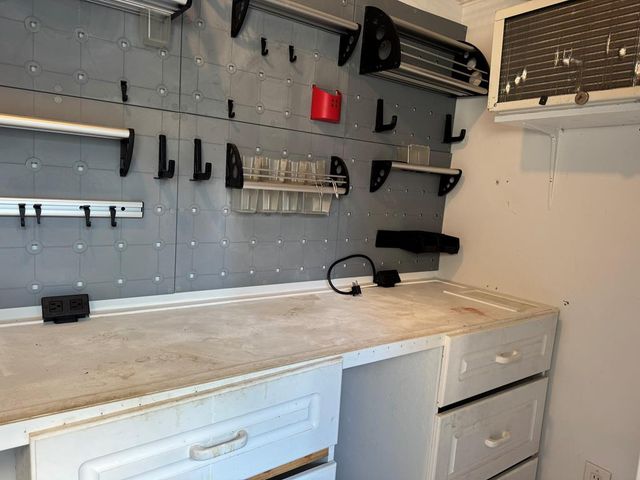 1106 N Pontiac Ave, Dothan, AL 36303