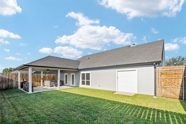 111 Bexar Street, Mabank, TX 75147