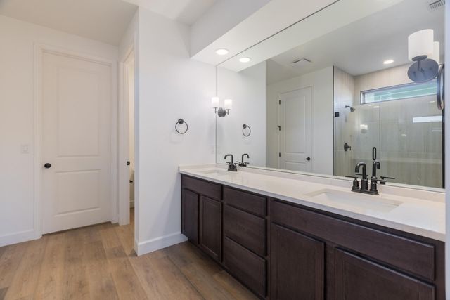 6903 Ava Road NE, Rio Rancho, NM 87144