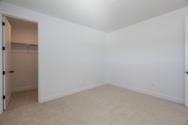 6903 Ava Road NE, Rio Rancho, NM 87144