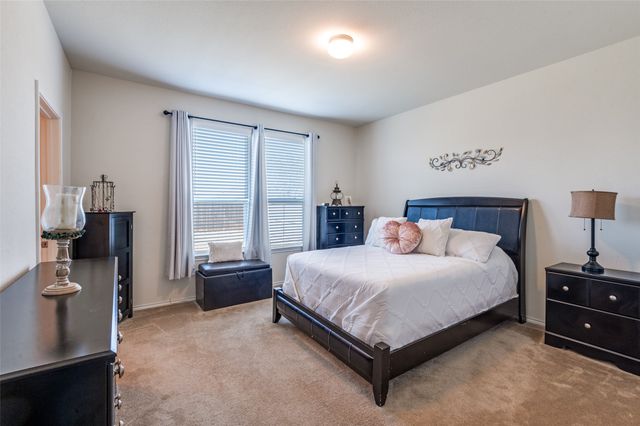 1333 Vernon Drive, Aubrey, TX 76227