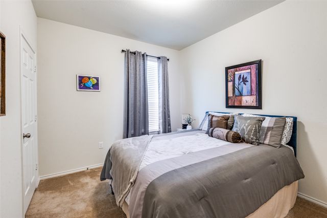 1333 Vernon Drive, Aubrey, TX 76227