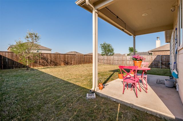 1333 Vernon Drive, Aubrey, TX 76227