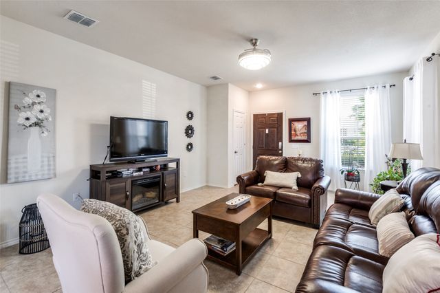 1333 Vernon Drive, Aubrey, TX 76227